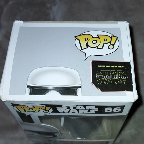 FUNKO POP! STAR WARS: FIRST ORDER STORMTROOPER bobblehead - Picture 7 of 9